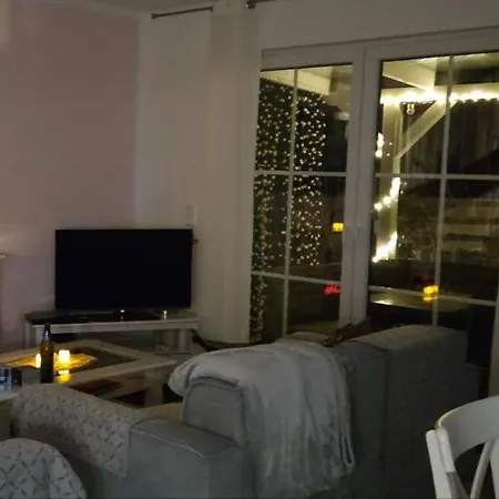 Karola *