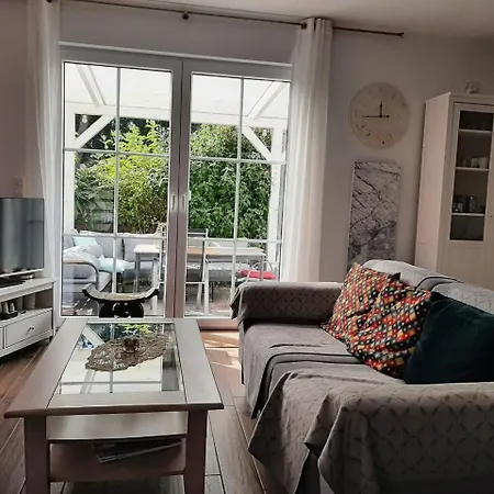 펜션 Karola 쾰핀제